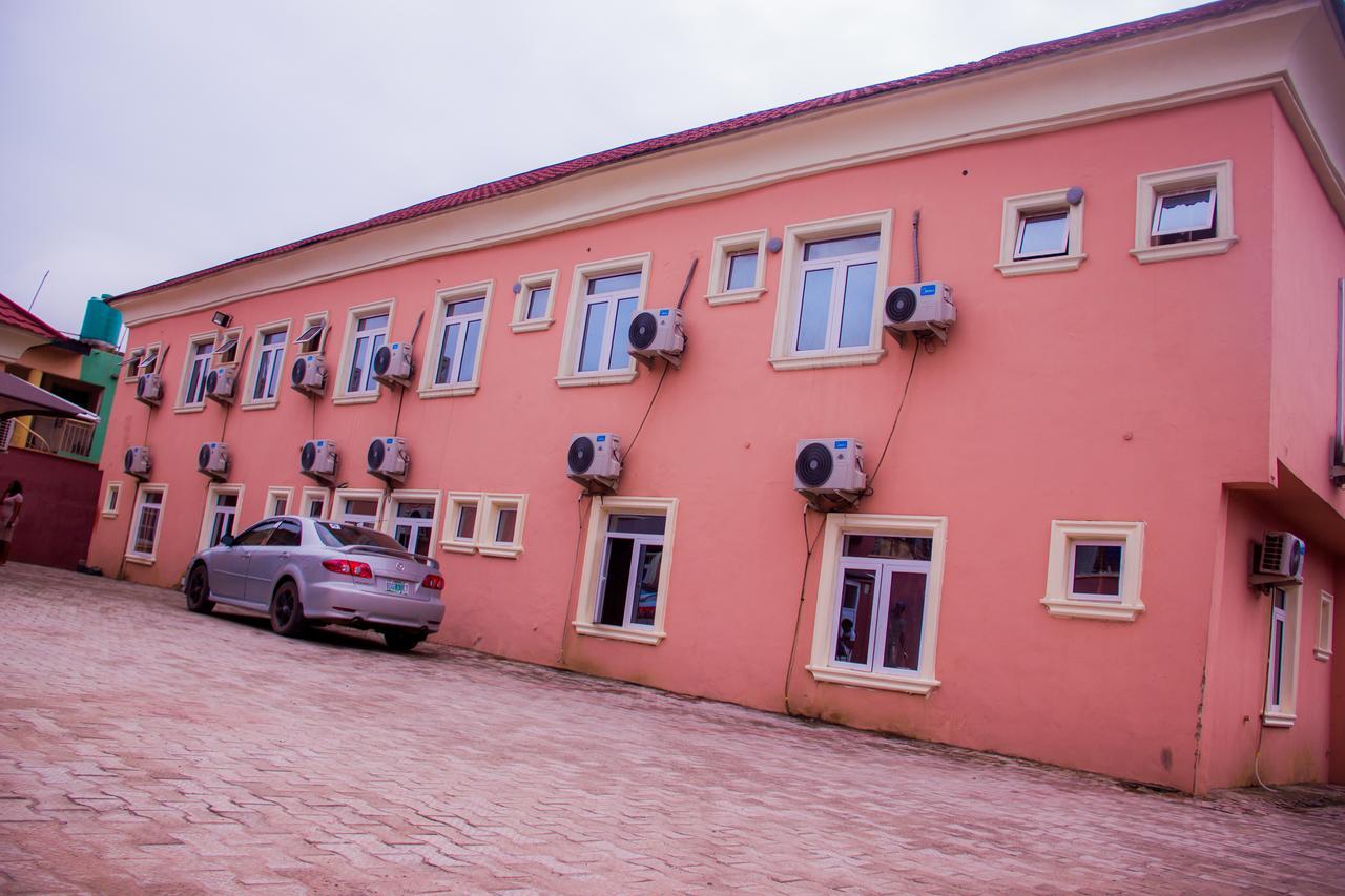 Glasshouse Hotel And Suites Egba Экстерьер фото