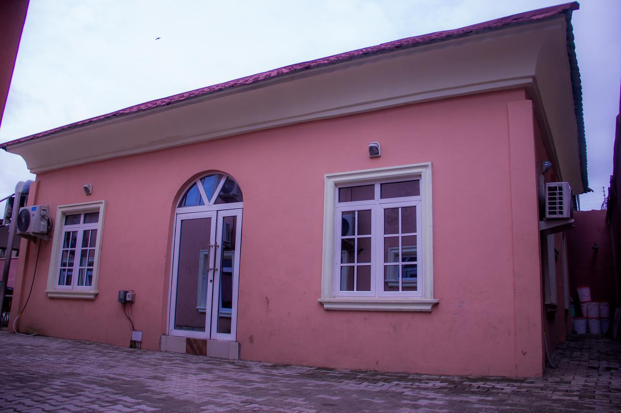 Glasshouse Hotel And Suites Egba Экстерьер фото